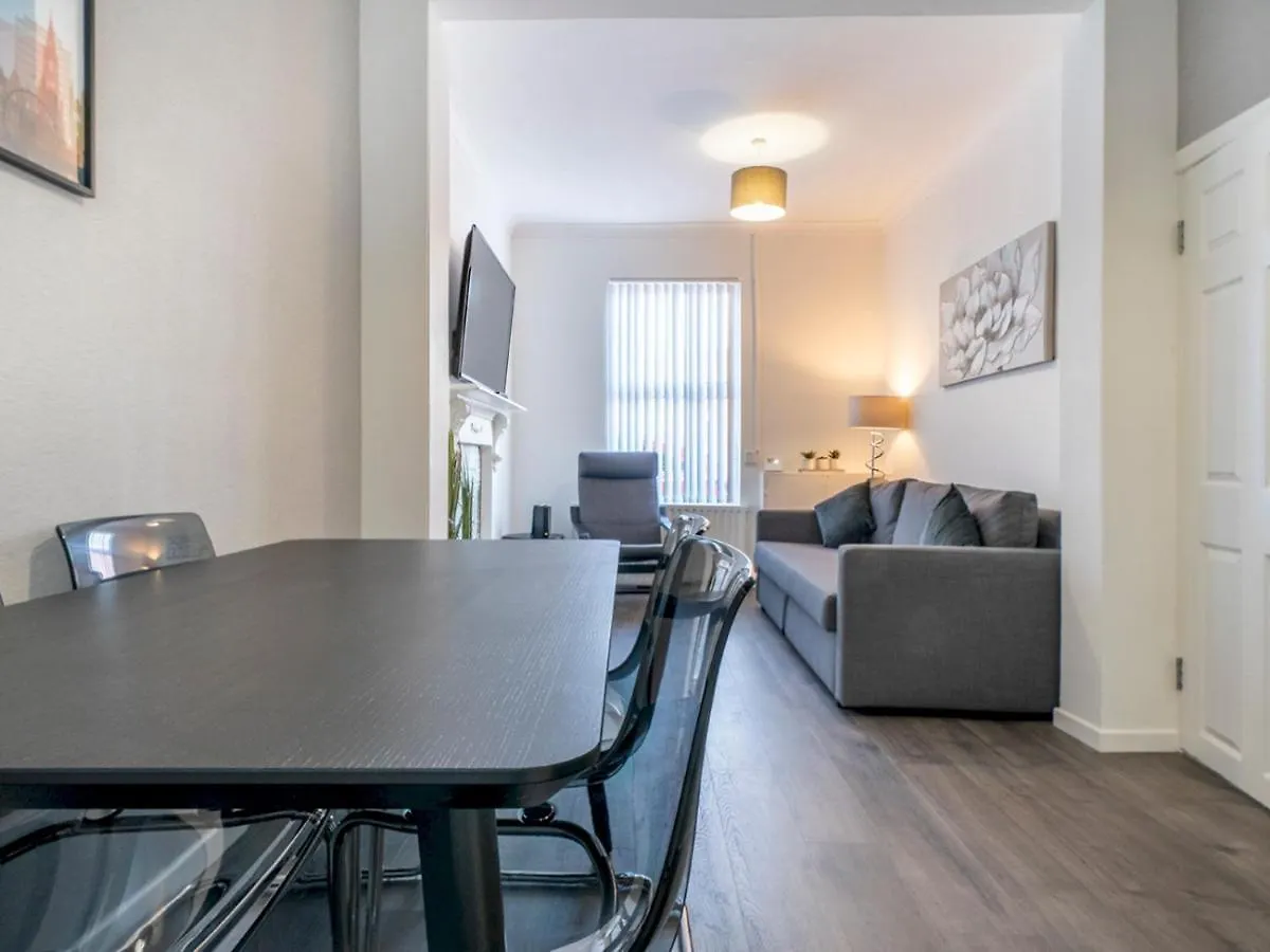 Pass The Keys Mccracken'S Townhouse - 10 Min Walk To City Centre بلفاست المملكة المتحدة