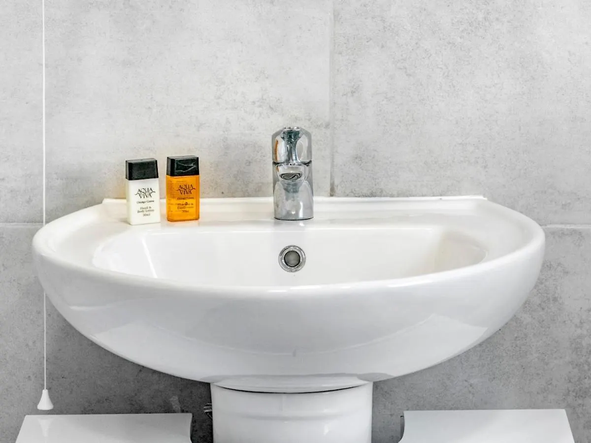 Сasa de vacaciones Pass The Keys Mccracken'S Townhouse - 10 Min Walk To City Centre Belfast
