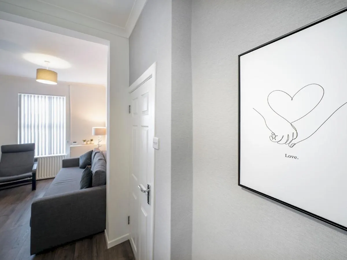 Pass The Keys Mccracken'S Townhouse - 10 Min Walk To City Centre Belfast
